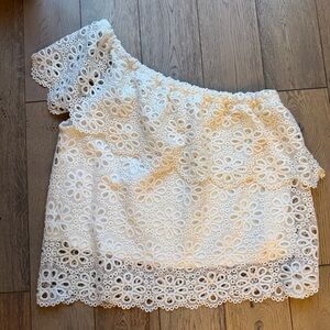 Jack by BB Dakota Lolita White Floral Lace One-Shoulder Blouse